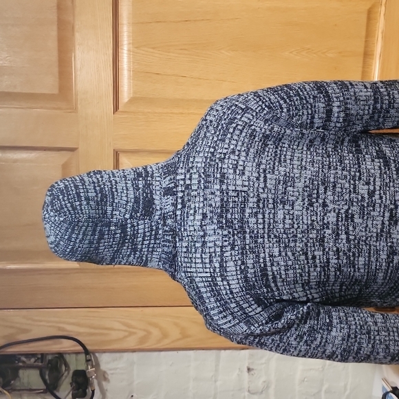 Womens sweater - Picture 6 of 7